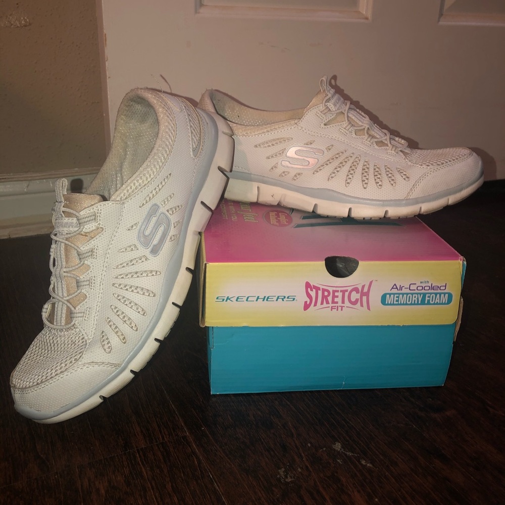 Sketchers size 9 1/2